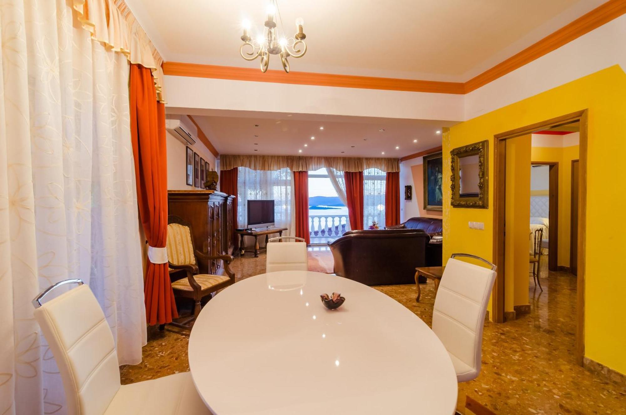 Pansion Antonio Hotel 4*
